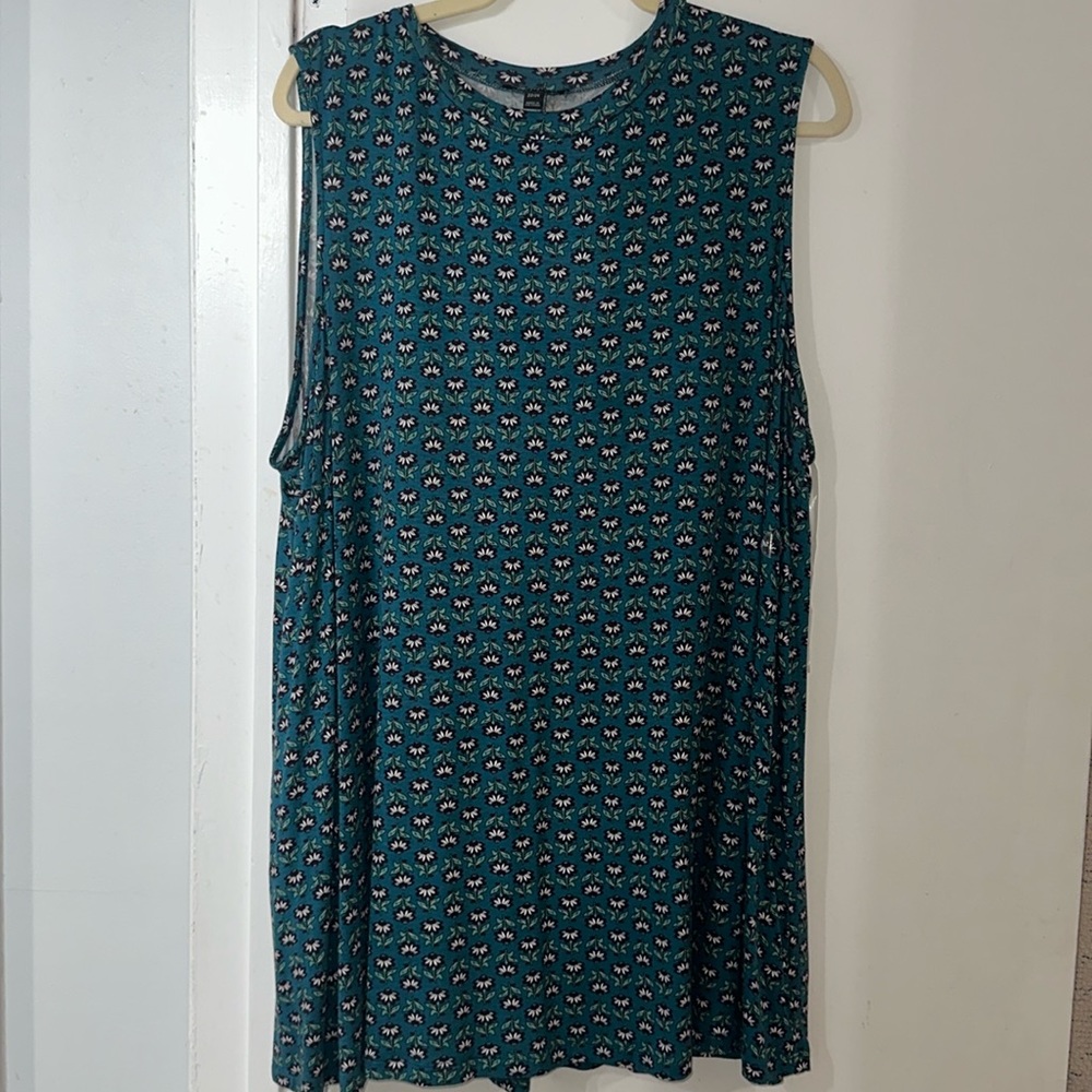 NWOT LANE BRYANT green/cream/brown sleeveless tunic
